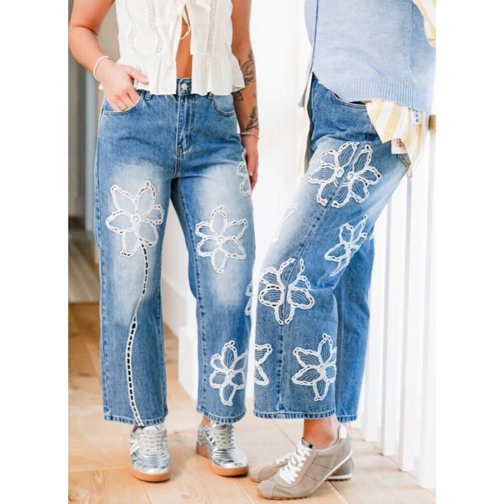 Oli & Hali Jeans OH! Jeans Embroidered floral cotton jeans womens small 2- 4 new - Picture 8 of 11
